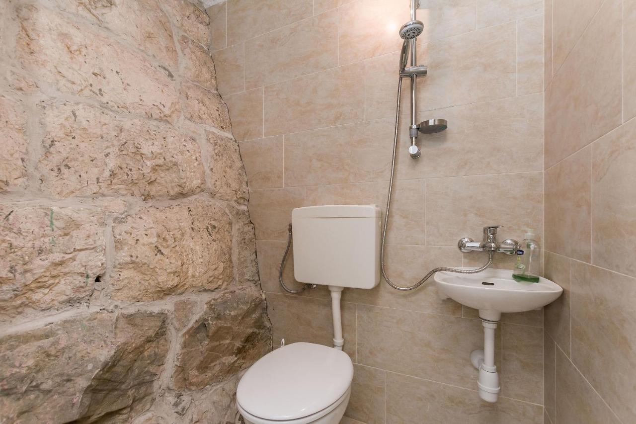 Villa Holiday Home Zvecanje Kültér fotó